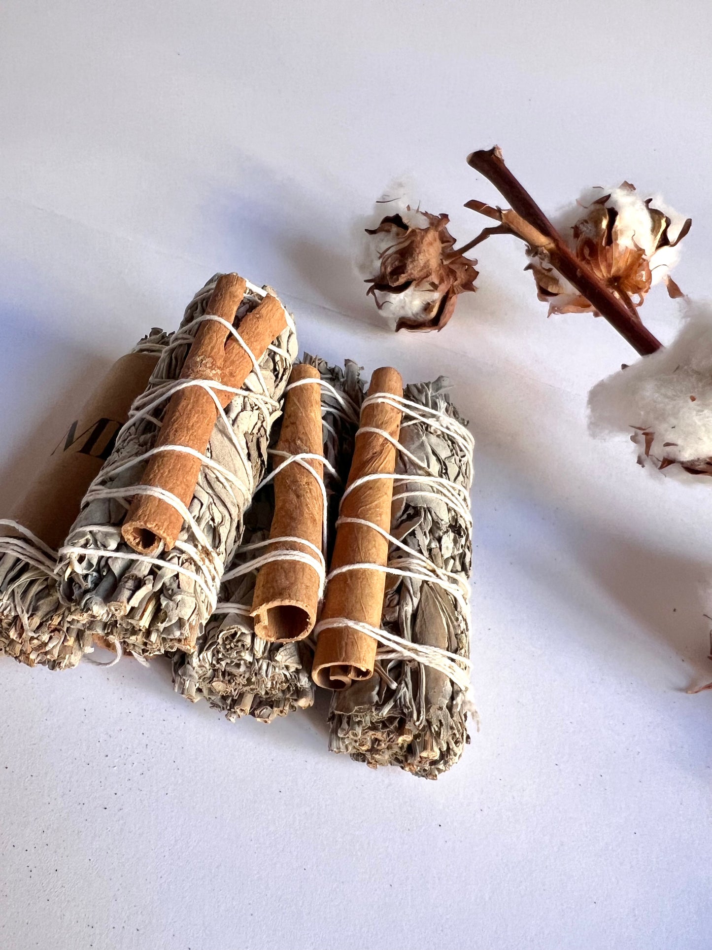 Atado - Salvia Blanca y Canela